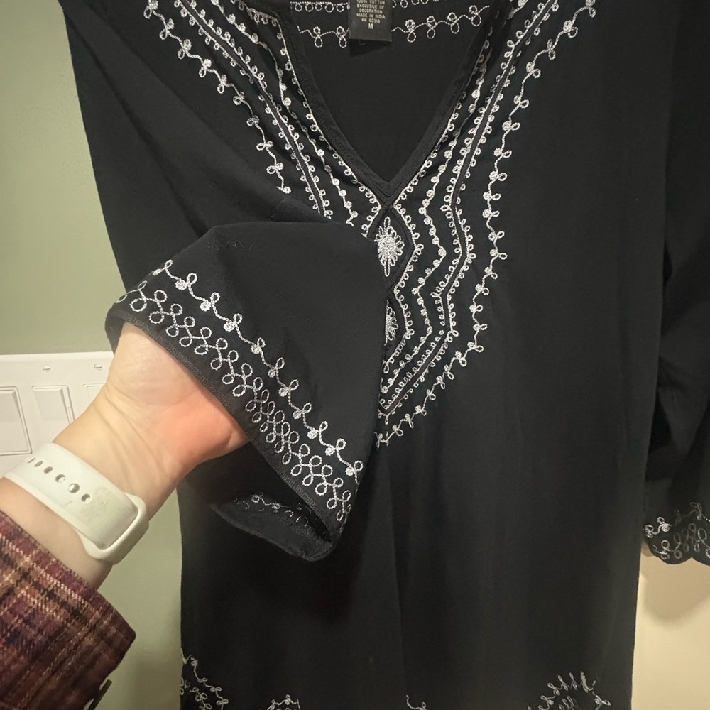 Embroidered Black Women's Top - Picture 3 of 5
